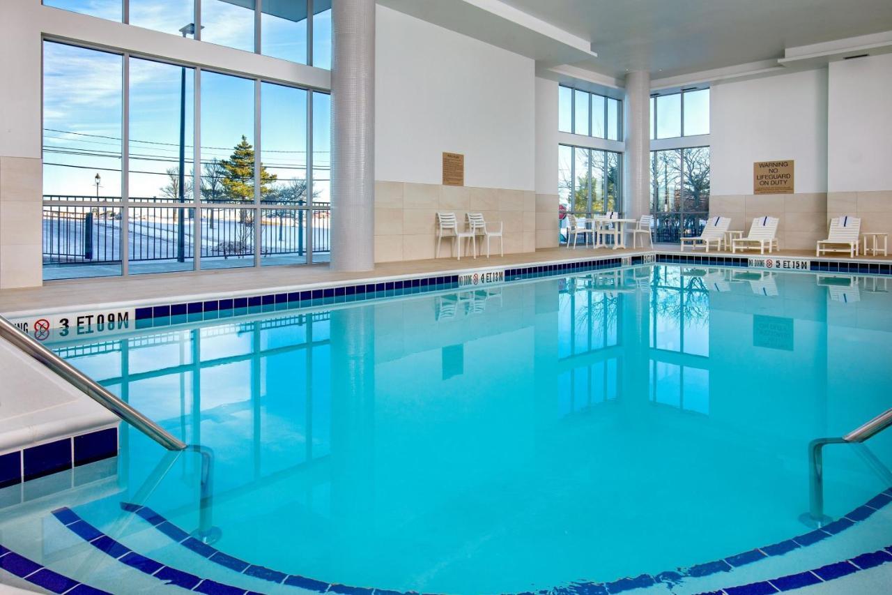 Springhill Suites By Marriott Boston Logan Airport Revere Beach מראה חיצוני תמונה